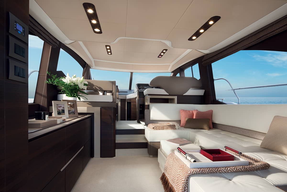 Azimut-50F_Salon